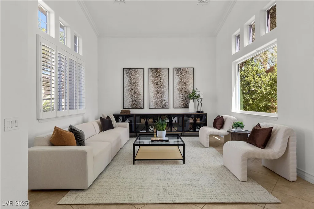 134 Wentworth, Henderson, NV 89074