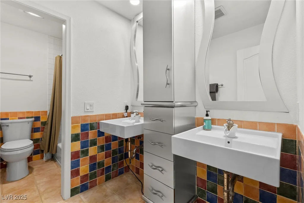 134 Wentworth, Henderson, NV 89074