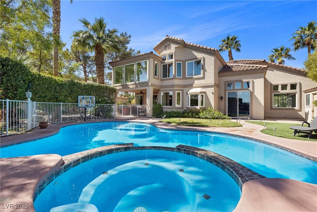 134 Wentworth, Henderson, NV 89074