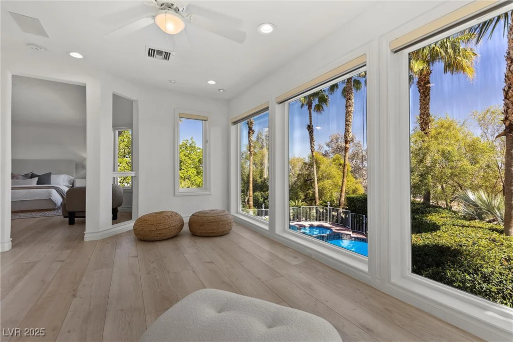 134 Wentworth, Henderson, NV 89074