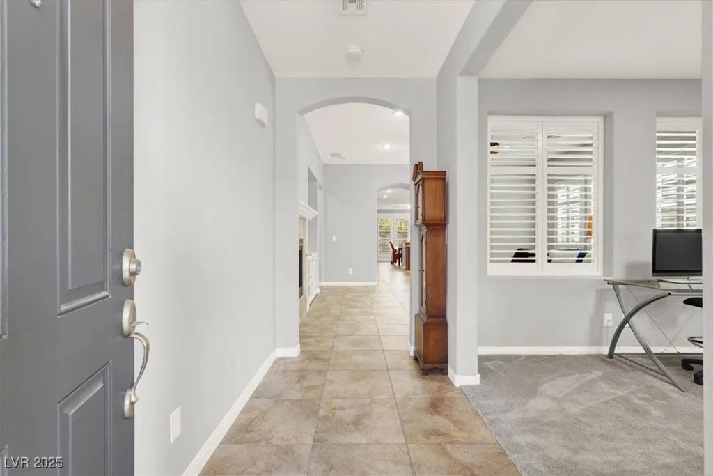 7806 Sundial Peak, Las Vegas, NV 89166