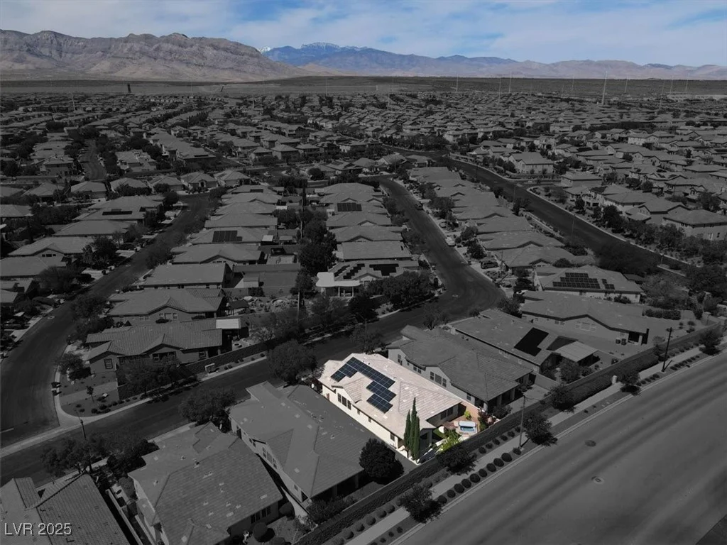7806 Sundial Peak, Las Vegas, NV 89166