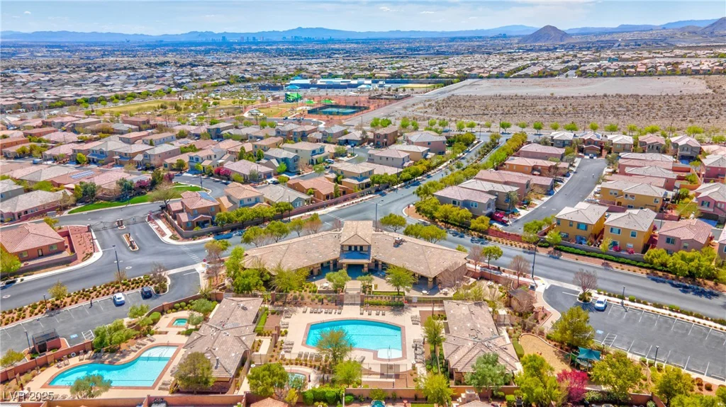 7806 Sundial Peak, Las Vegas, NV 89166