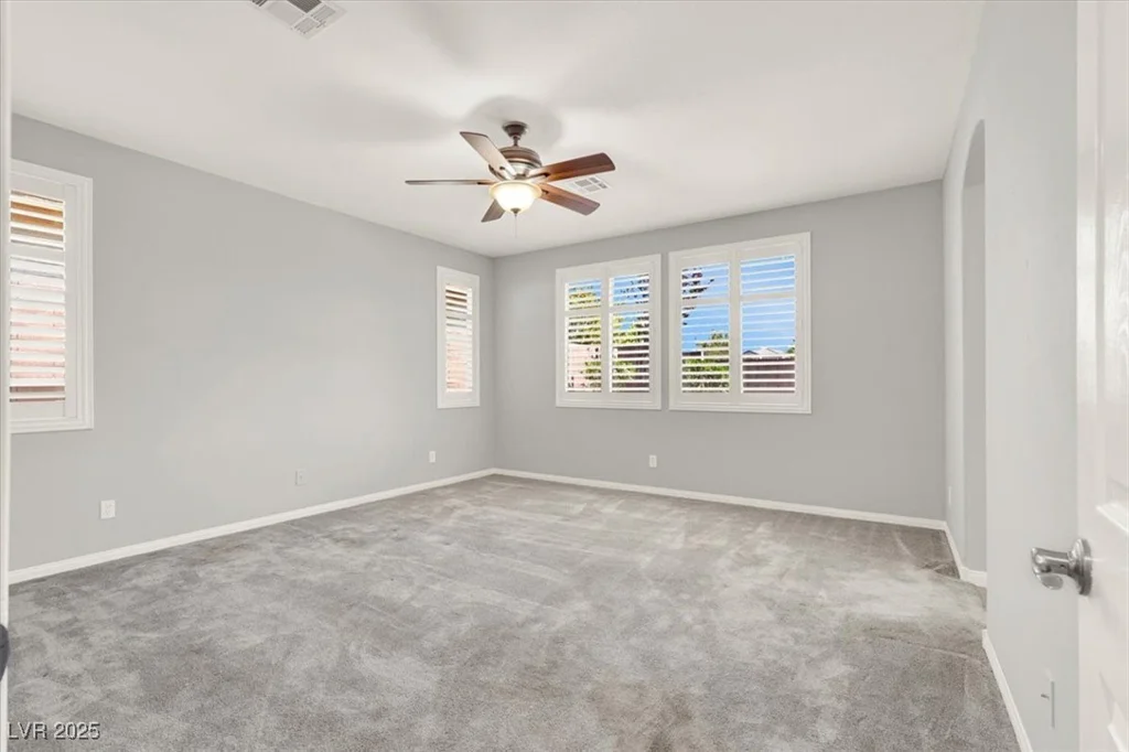 7806 Sundial Peak, Las Vegas, NV 89166