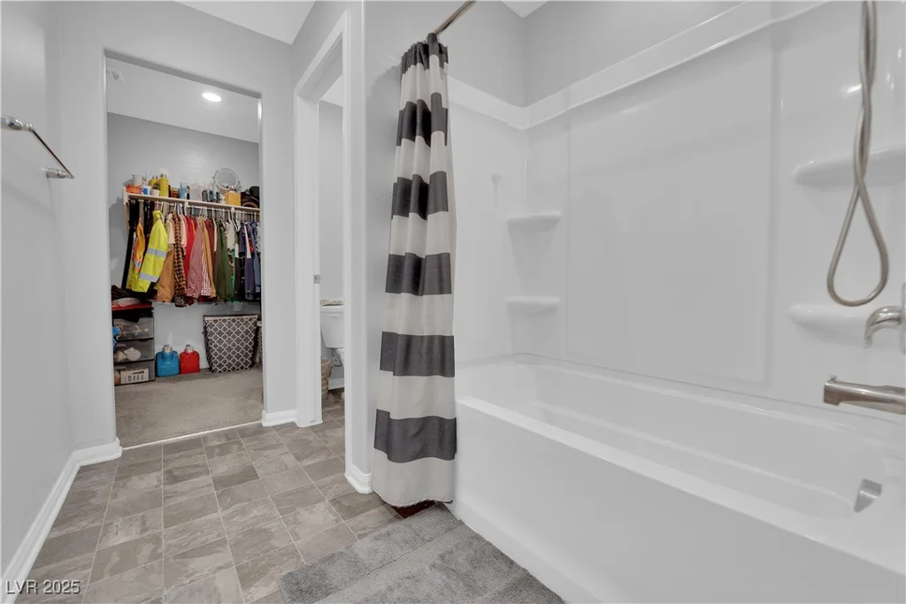 6963 Stone Cactus, North Las Vegas, NV 89086