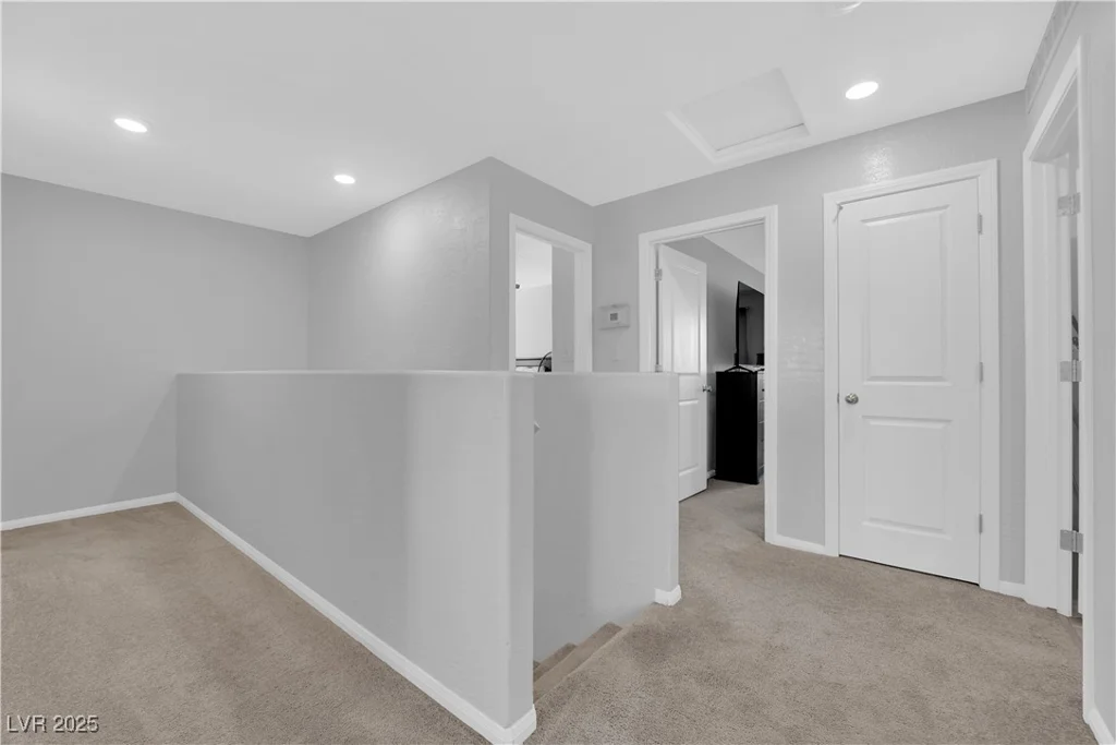 6963 Stone Cactus, North Las Vegas, NV 89086