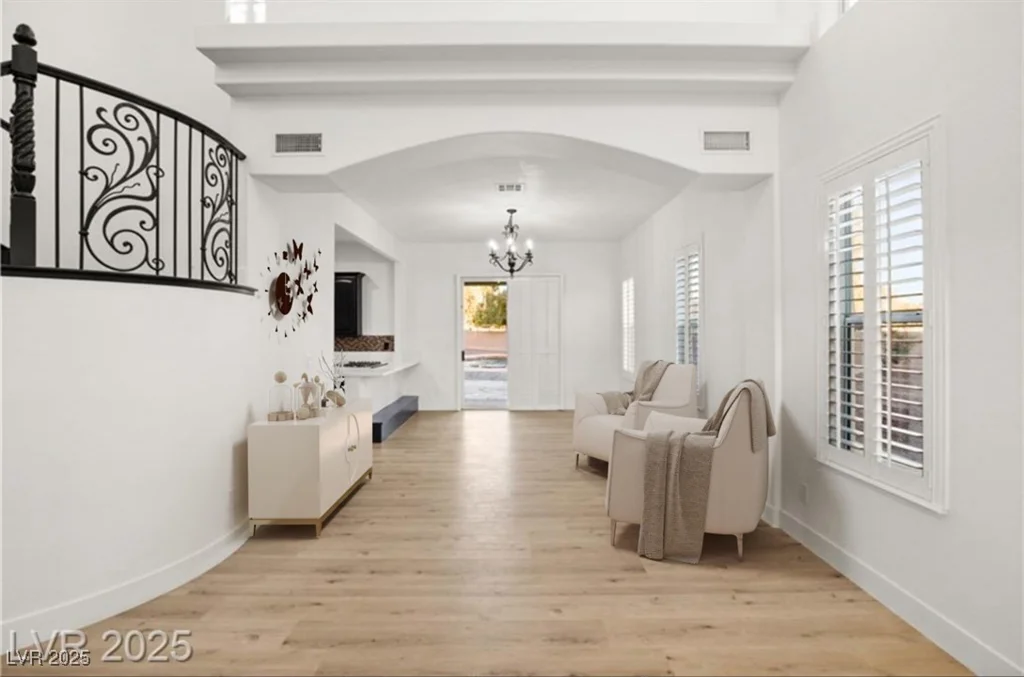 6004 Chessington, Las Vegas, NV 89131