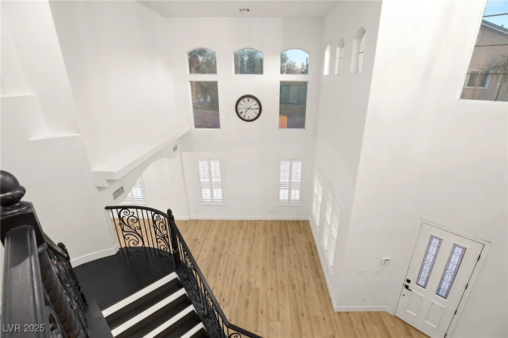 6004 Chessington, Las Vegas, NV 89131