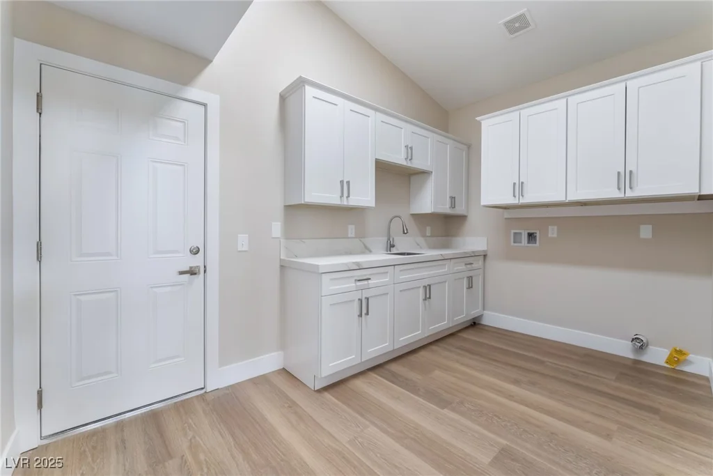 5561 Kildare, Las Vegas, NV 89118