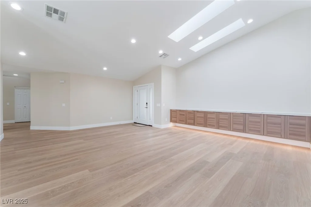5561 Kildare, Las Vegas, NV 89118