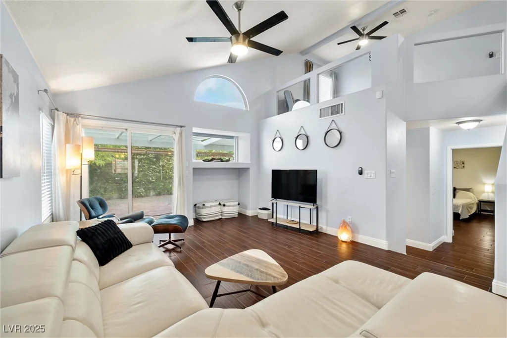 3585 Campbell, Las Vegas, NV 89129