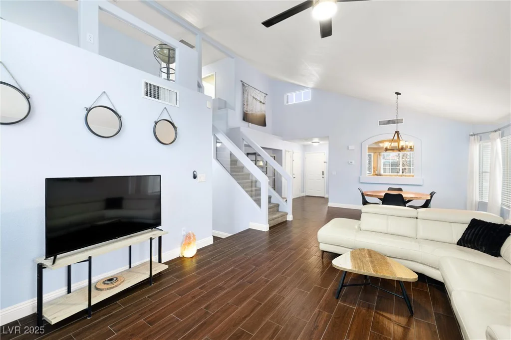 3585 Campbell, Las Vegas, NV 89129