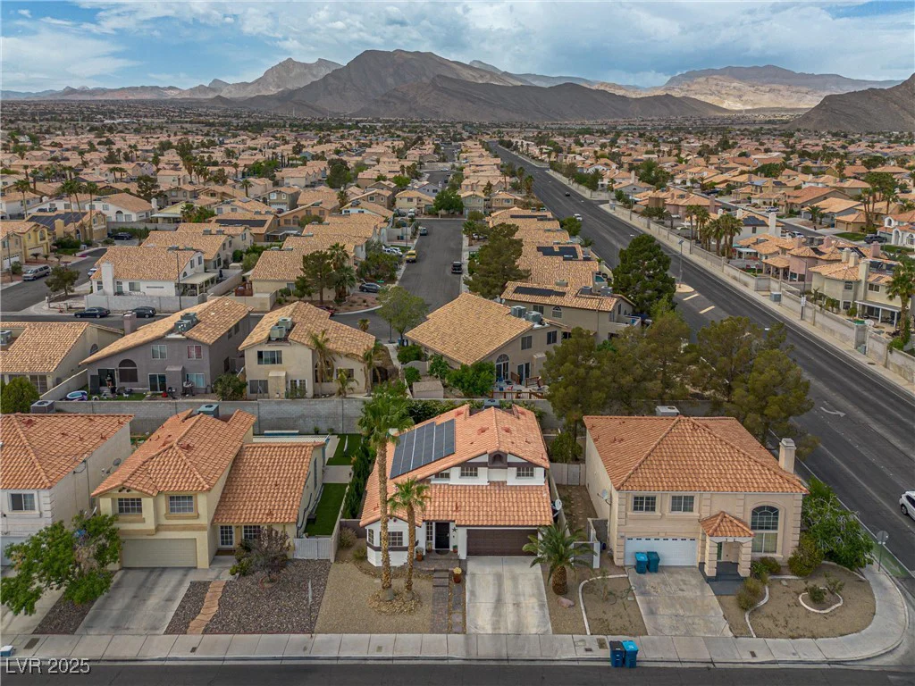 3585 Campbell, Las Vegas, NV 89129