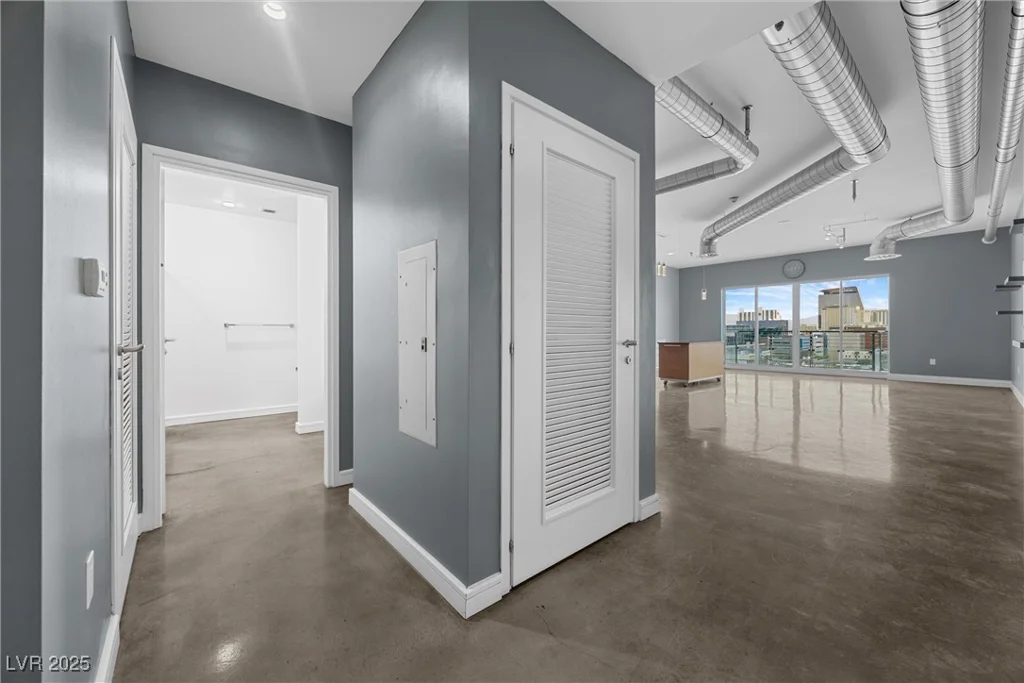 200 Hoover, Las Vegas, NV 89101
