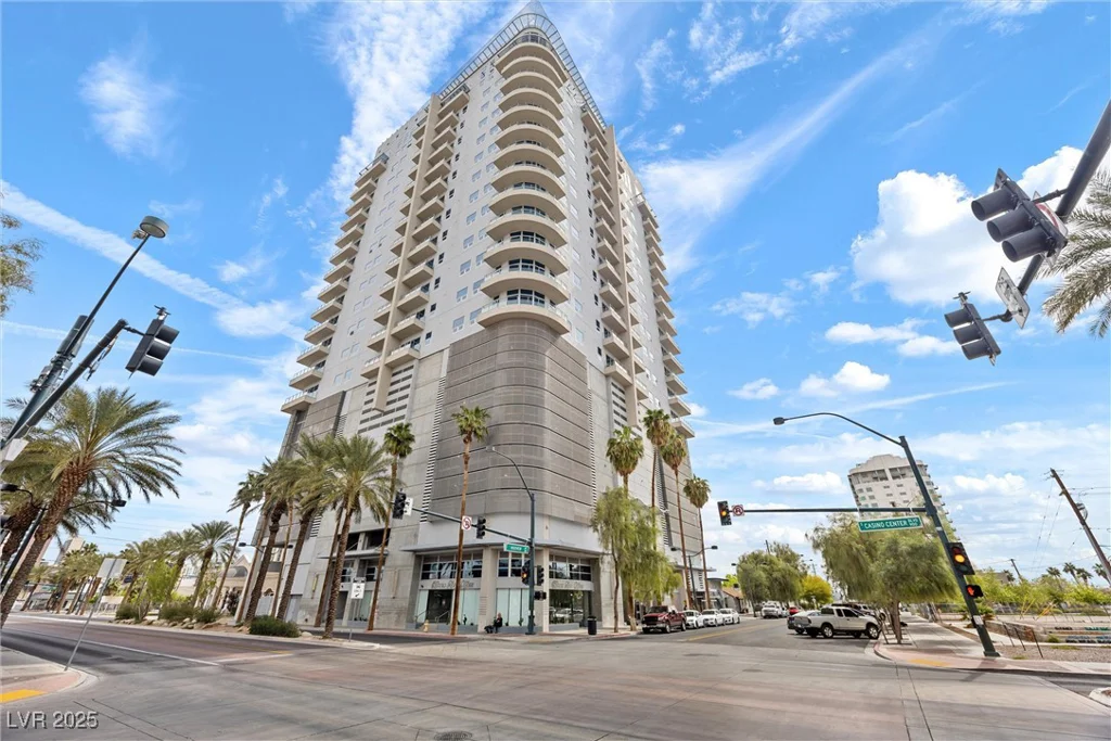 200 Hoover, Las Vegas, NV 89101