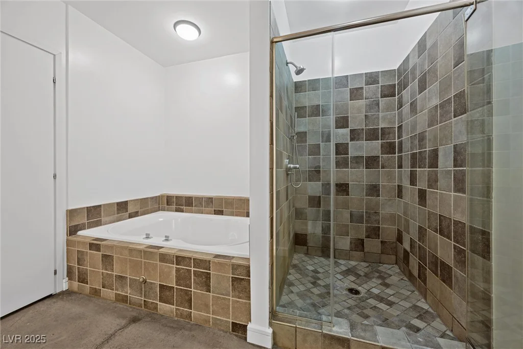 200 Hoover, Las Vegas, NV 89101