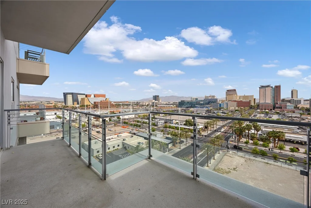 200 Hoover, Las Vegas, NV 89101