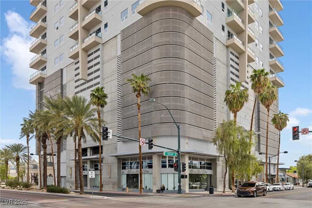 200 Hoover, Las Vegas, NV 89101