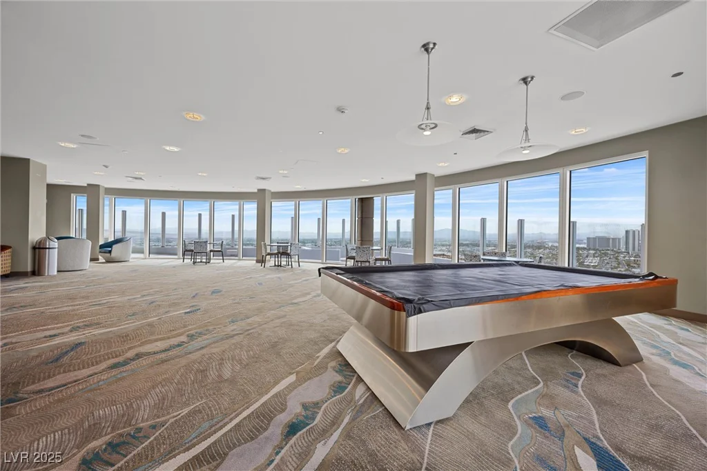 200 Hoover, Las Vegas, NV 89101