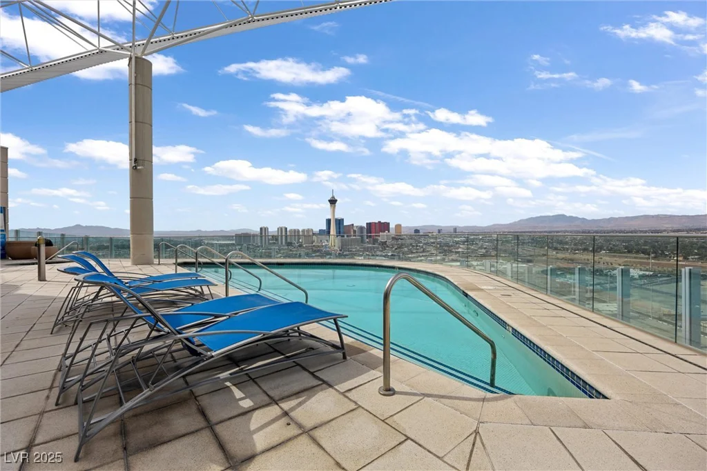 200 Hoover, Las Vegas, NV 89101