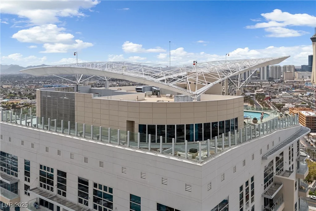 200 Hoover, Las Vegas, NV 89101