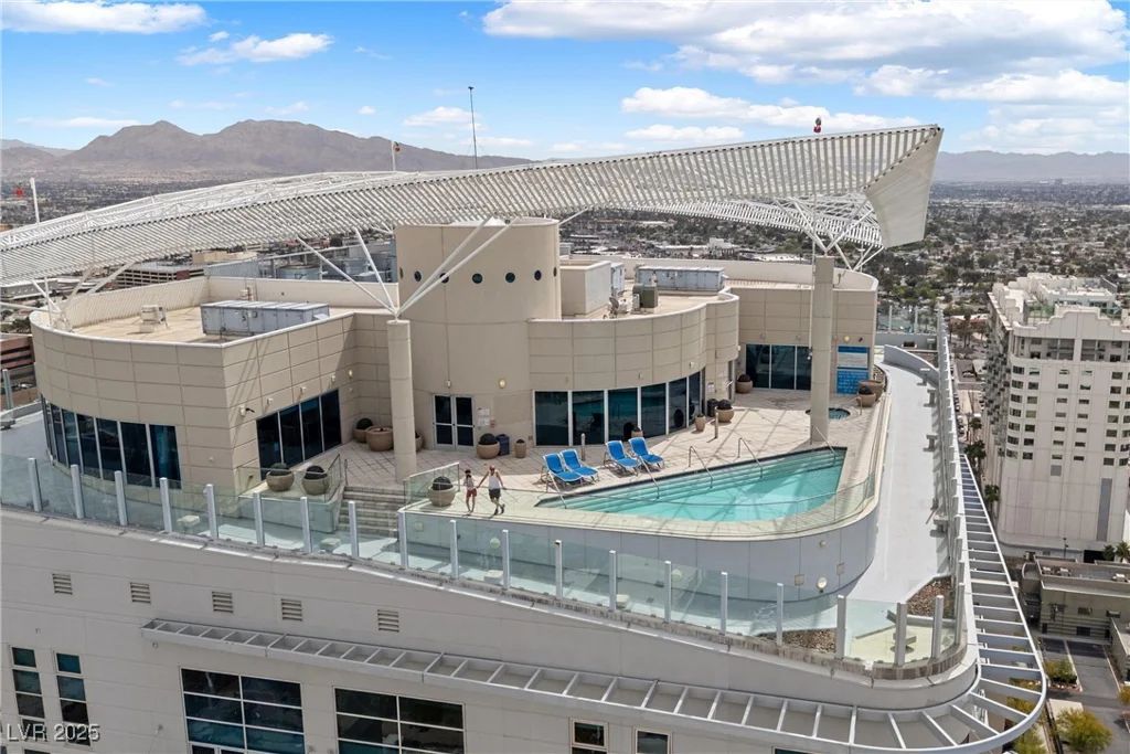 200 Hoover, Las Vegas, NV 89101