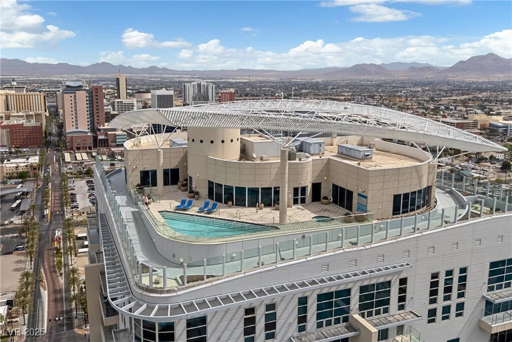200 Hoover, Las Vegas, NV 89101