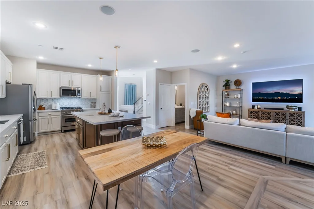 5992 Genovese, Las Vegas, NV 89141