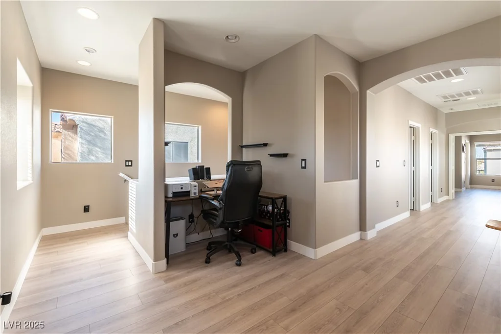 8156 Cheerful Valley, Las Vegas, NV 89178