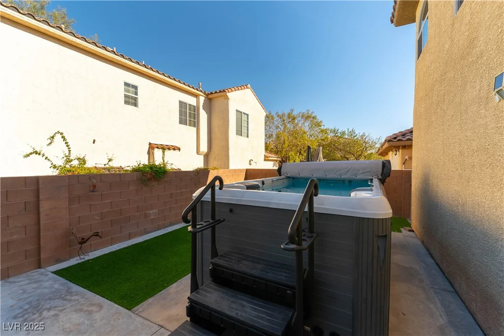 8156 Cheerful Valley, Las Vegas, NV 89178