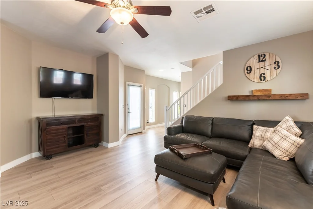 8156 Cheerful Valley, Las Vegas, NV 89178