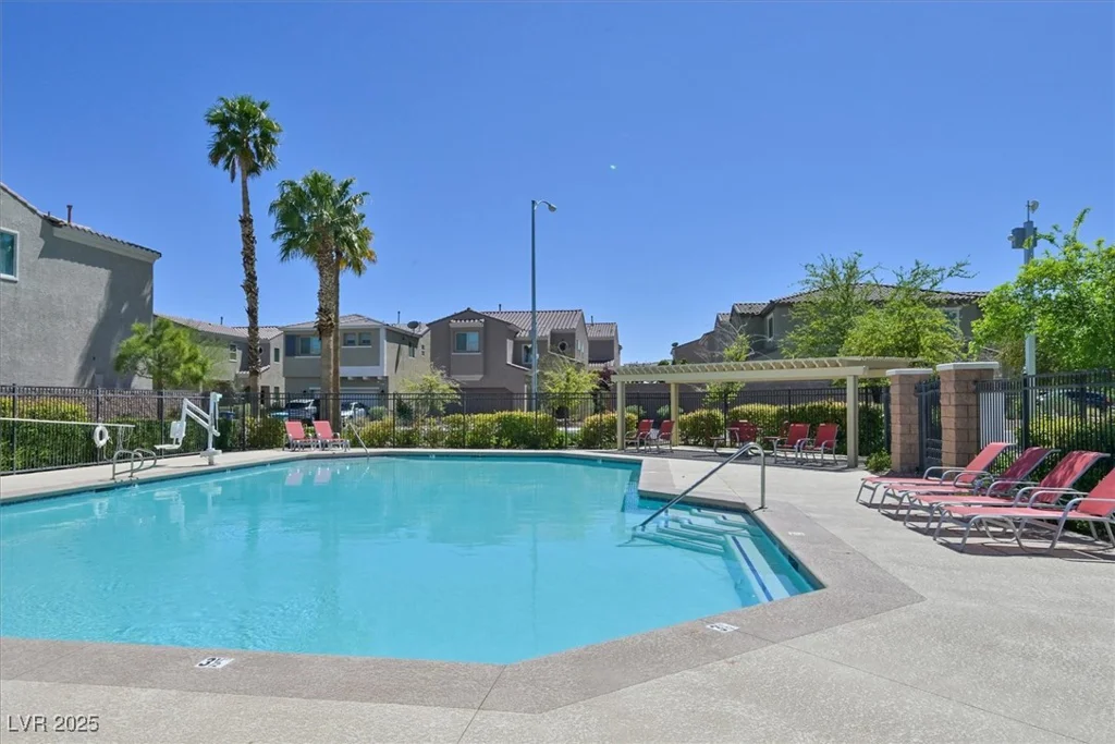8919 Don Valley, Las Vegas, NV 89148
