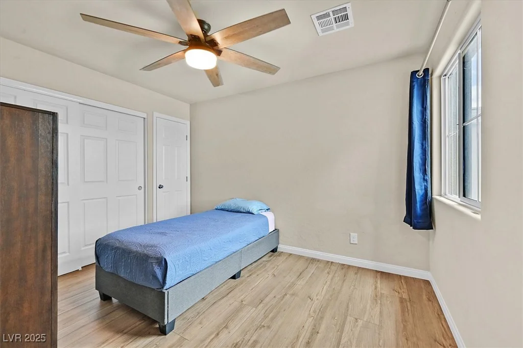 8919 Don Valley, Las Vegas, NV 89148