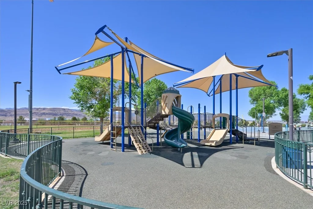 8919 Don Valley, Las Vegas, NV 89148
