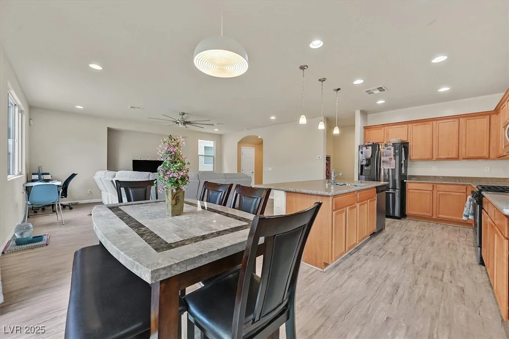 8919 Don Valley, Las Vegas, NV 89148