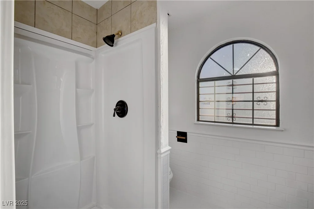 3948 Tudur, Las Vegas, NV 89119