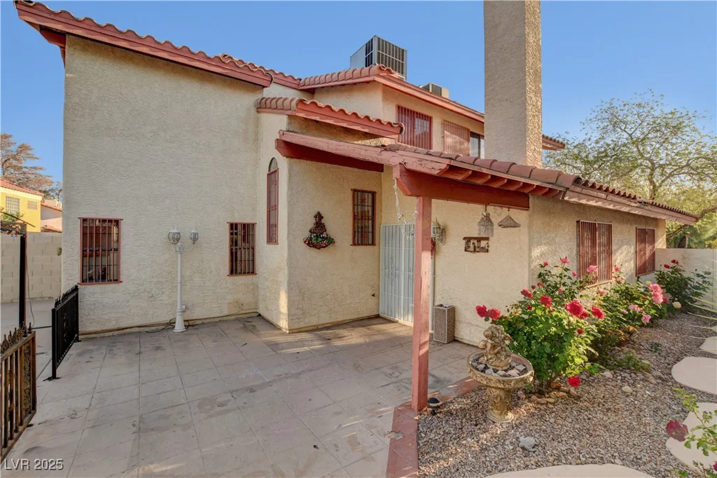 3948 Tudur, Las Vegas, NV 89119