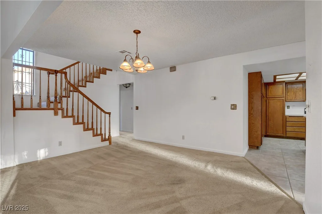 3948 Tudur, Las Vegas, NV 89119