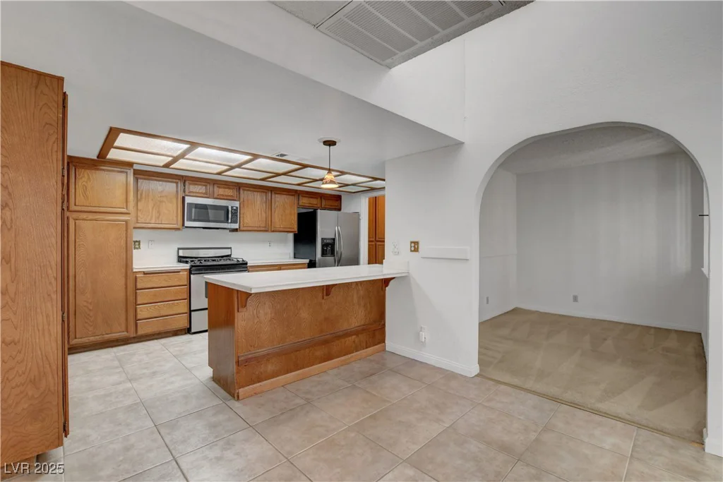 3948 Tudur, Las Vegas, NV 89119