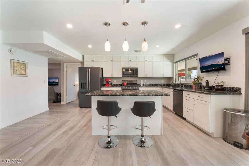 3745 Rawhide, Las Vegas, NV 89120