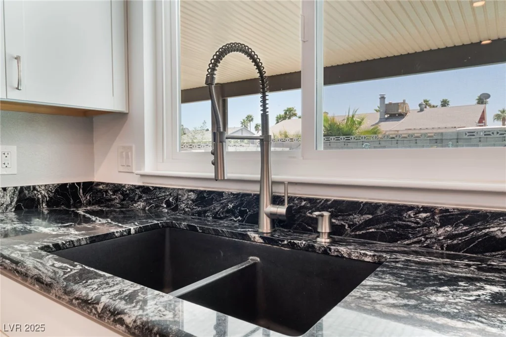 3745 Rawhide, Las Vegas, NV 89120