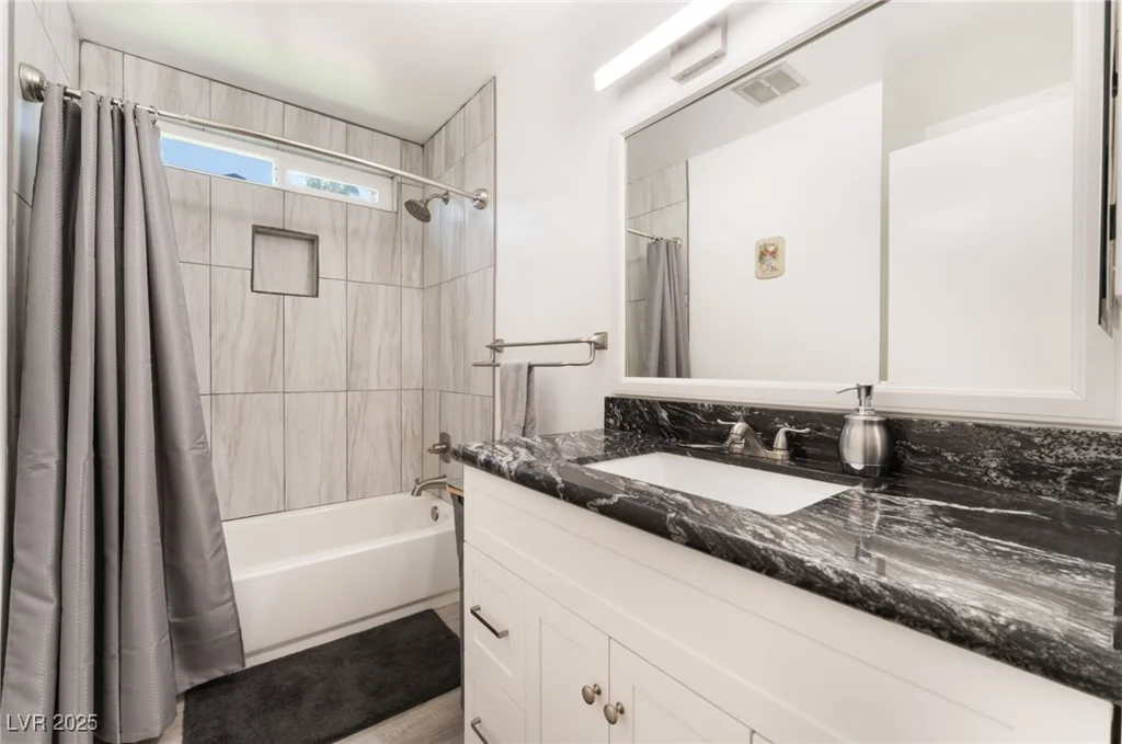 3745 Rawhide, Las Vegas, NV 89120