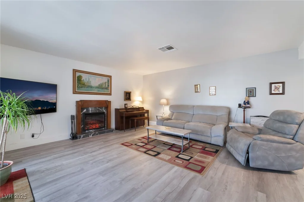 3745 Rawhide, Las Vegas, NV 89120