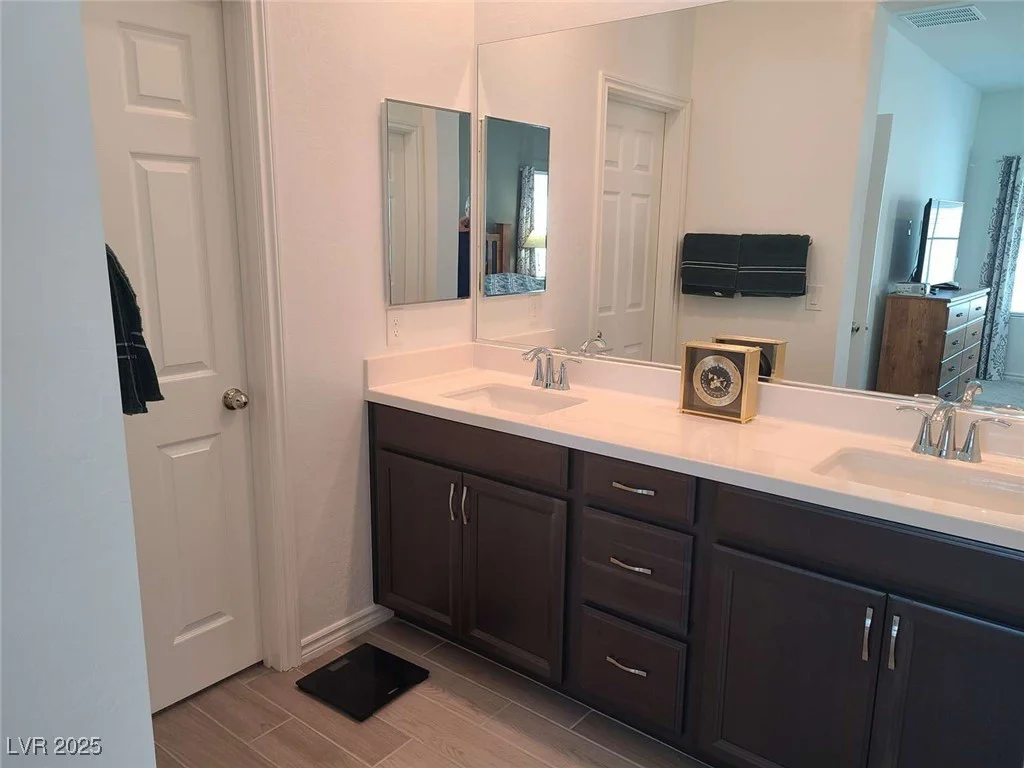 7334 Decatur, Las Vegas, NV 89131