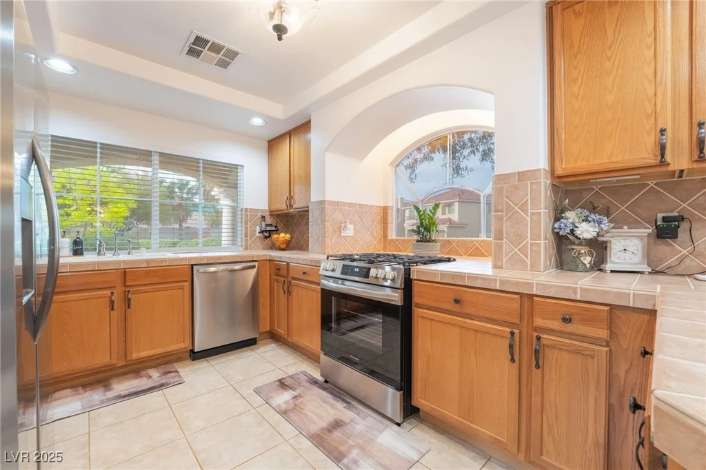 810 Socorro Song, Henderson, NV 89052