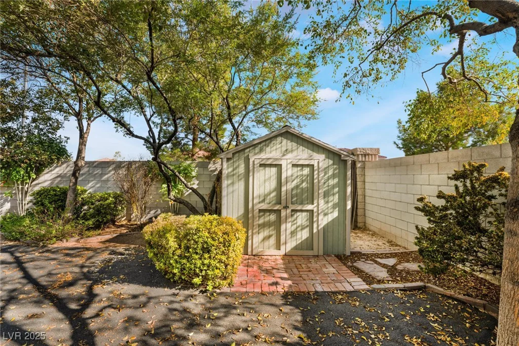 810 Socorro Song, Henderson, NV 89052