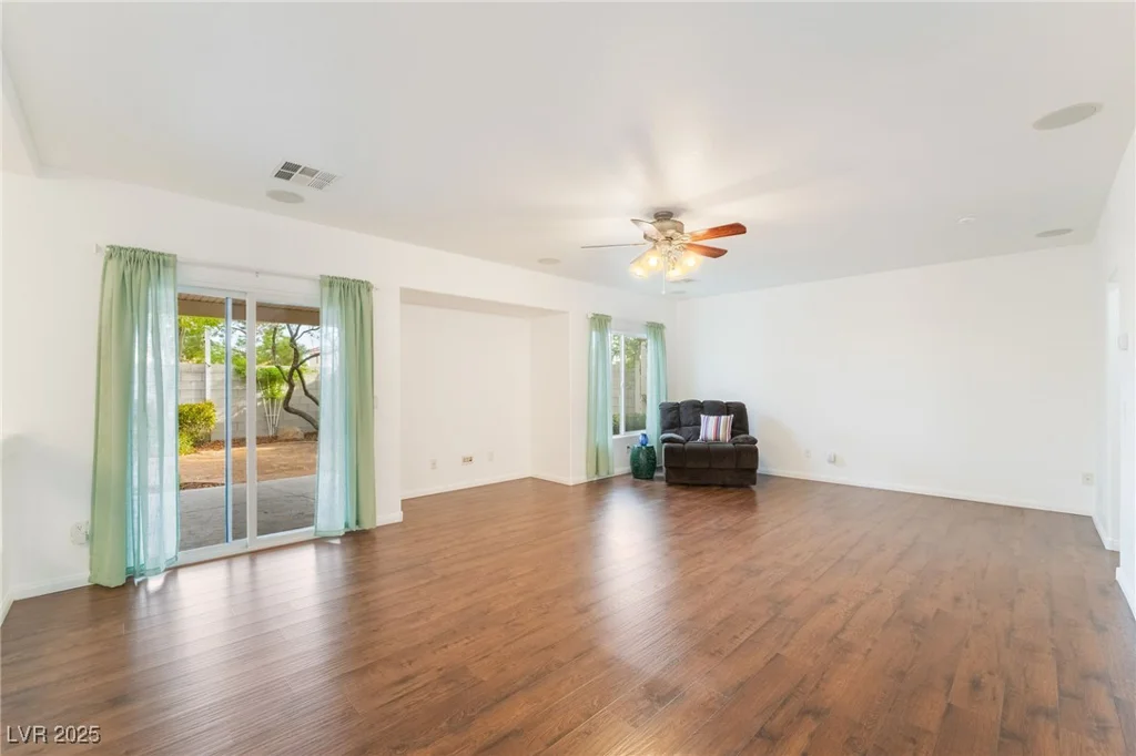 810 Socorro Song, Henderson, NV 89052