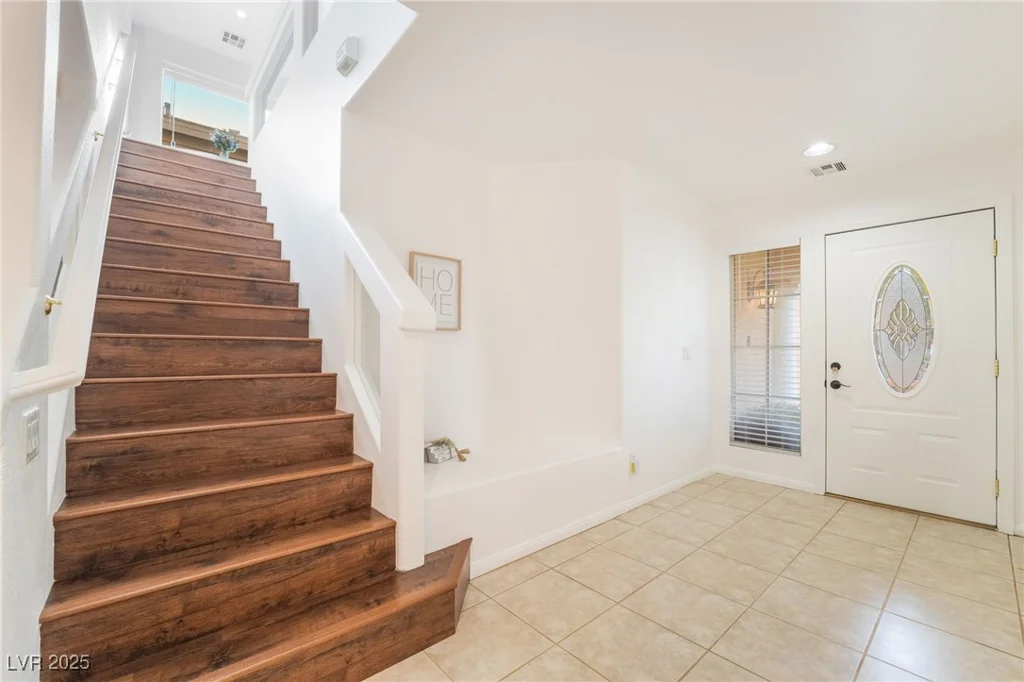 810 Socorro Song, Henderson, NV 89052