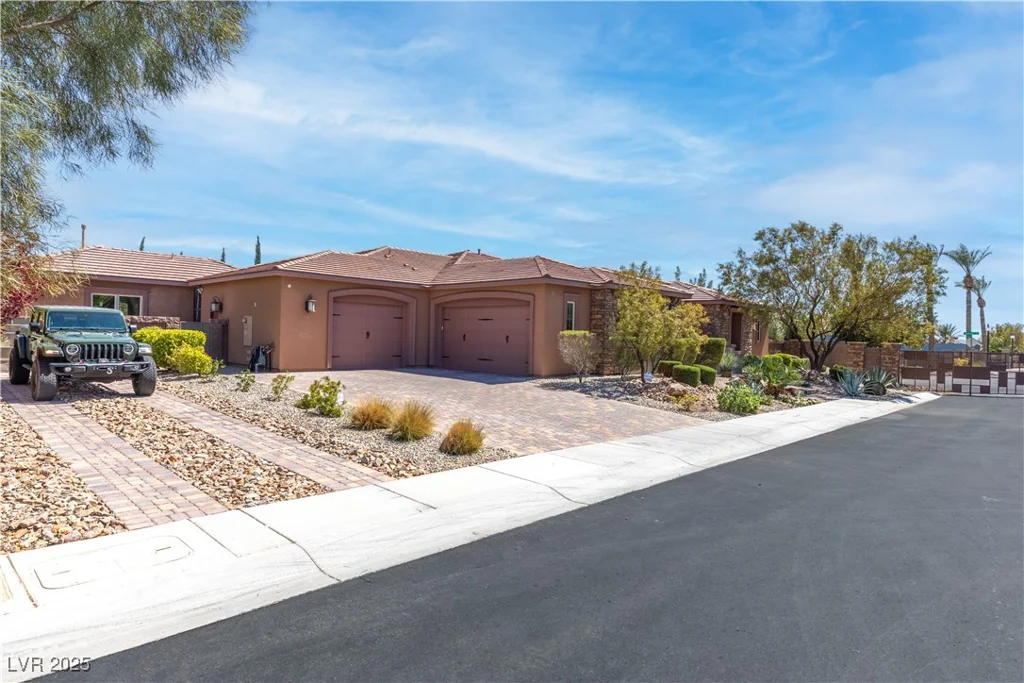 5410 Serenity Brook, Las Vegas, NV 89149