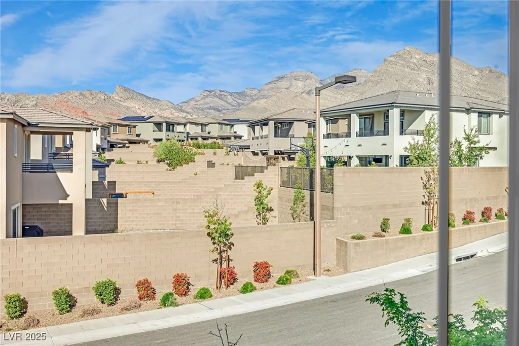 244 Native Stone, Las Vegas, NV 89138
